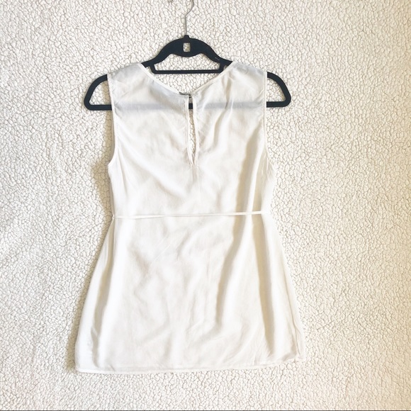 A Pea in The Pod Maternity Top - Picture 5 of 6